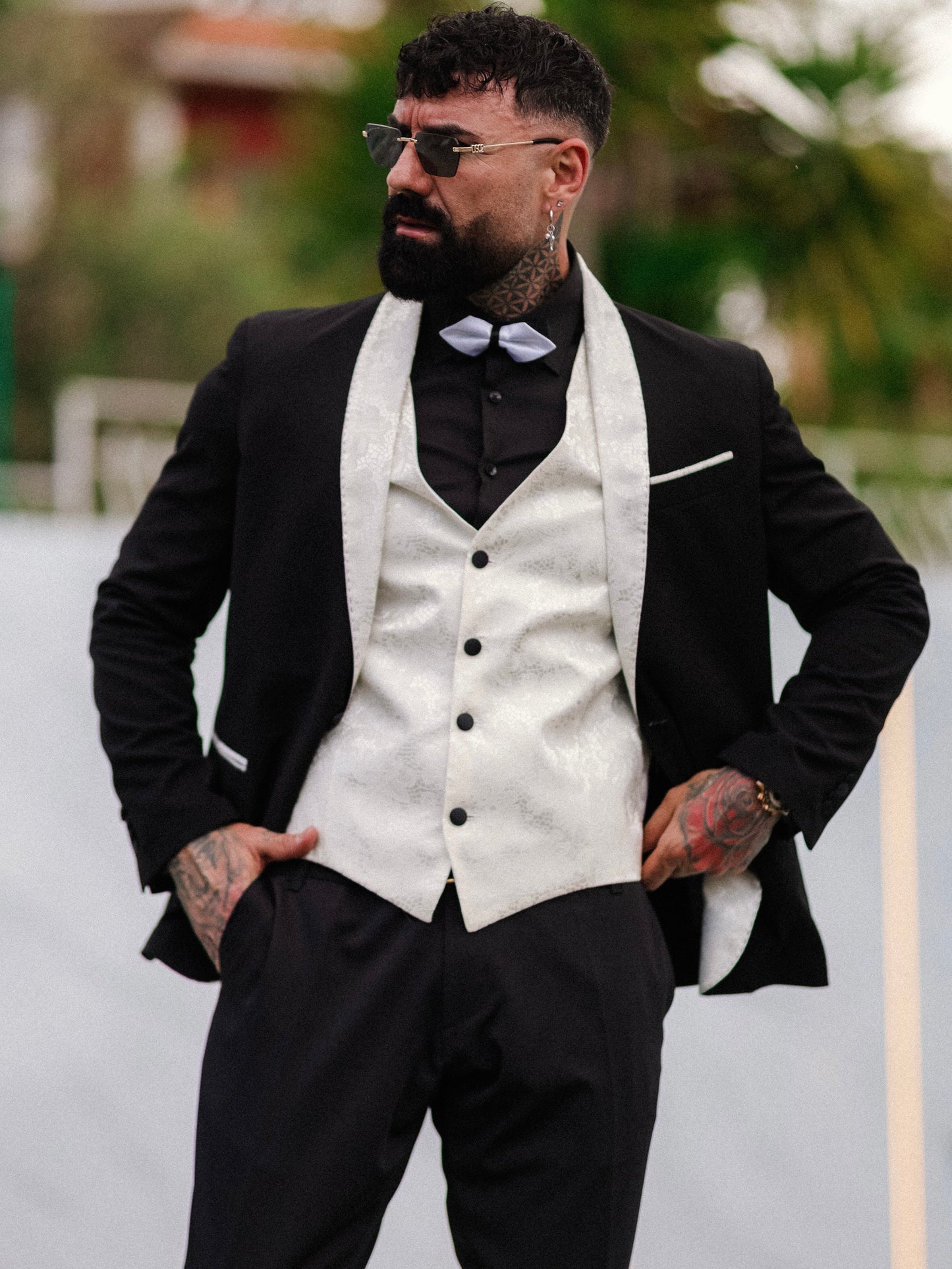 Abito Smoking con Gilet Damascato Bianco