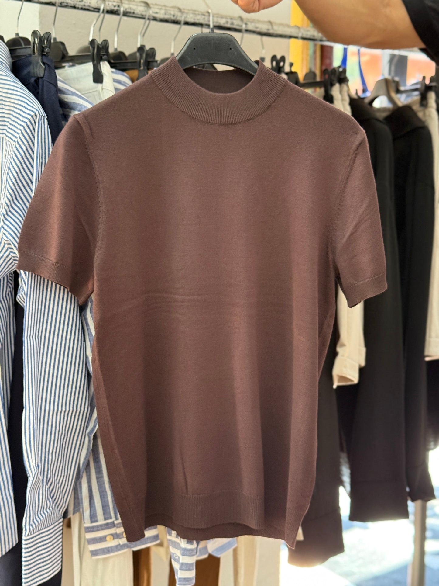T Shirt In Filo Collo caffé
